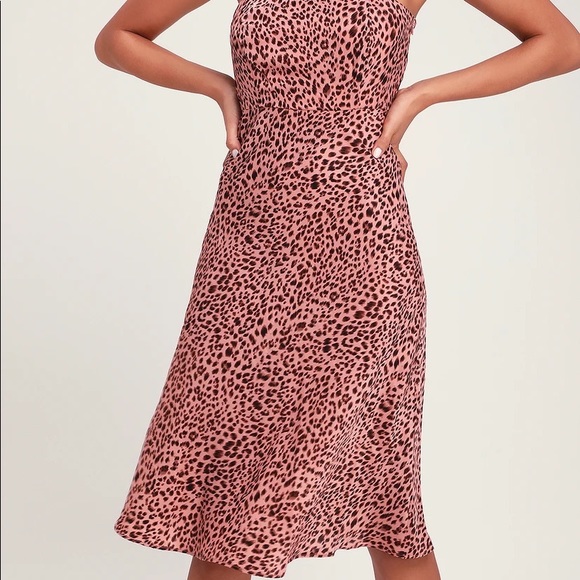 Lulu’s Wild Child Blush Pink Leopard Print Midi Dress - Picture 2 of 6